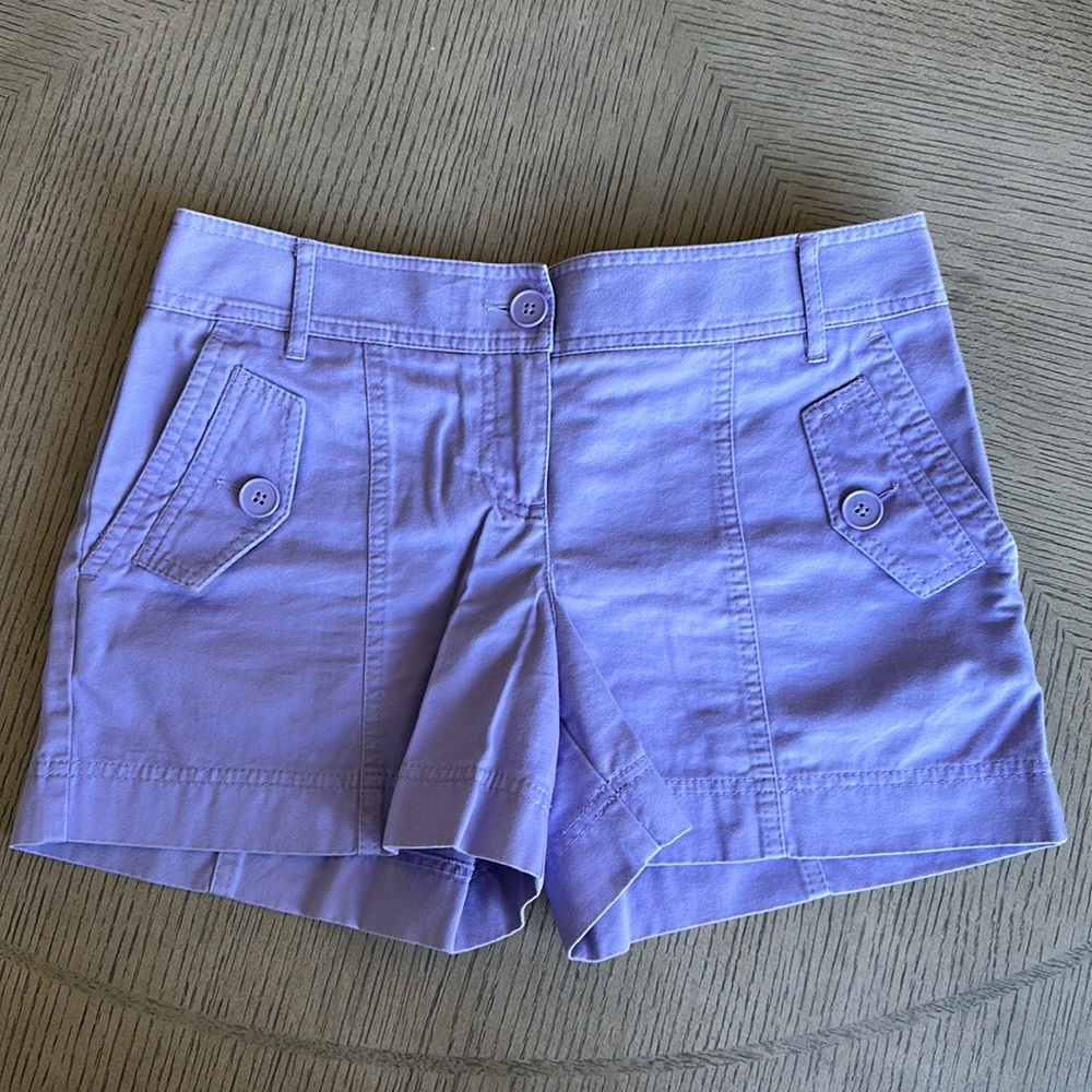 Ann Taylor LOFT - Lavender Shorts w/ 4-inch Inseam - SZ 6
